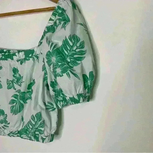 American Eagle Tropical Leaf Print Puff Sleeve Crop Top sz small - Picture 6 of 10